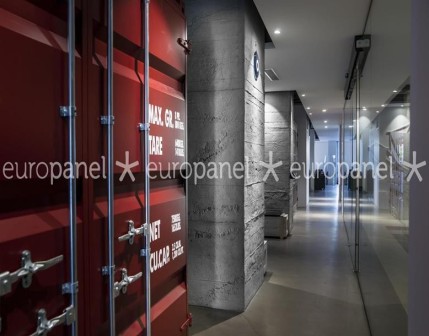 Dekoratif özelliği ile dikkat çeken Europanel beton kaplama, esnek yapısı ile kiriş, tonoz ve sütunlara kolaylıkla monte edilebilir.