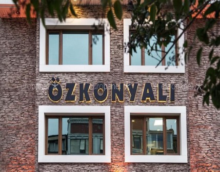 Europanel taş kaplamalar, her kaliteli üründe olduğu gibi özenle imal edilen değerli bir dış cephe kaplama ürünüdür.