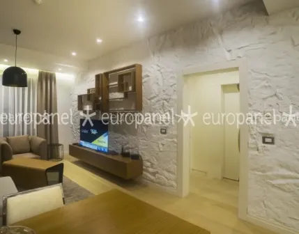 Salon Dekorasyonunda Modern Taş Panel Uygulaması