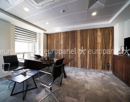 Ahşap Duvar Kaplama Paneli Ofis Çalışma Alanlarında Modern Doğallık