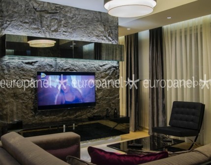 Kaya görünümünden esinlenerek üretilen taş kaplama modeli kayanın klasik tarz ve görsel halinin değiştirilerek estetiğe dönüşmesidir.