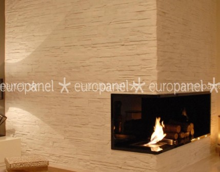 Doğru duvar dekorasyonunun huzur, sakinlik ve konfor etkisi vardır. Taş duvar kaplamaları ortamın tasarım ve üslubunu dönüştürür. 