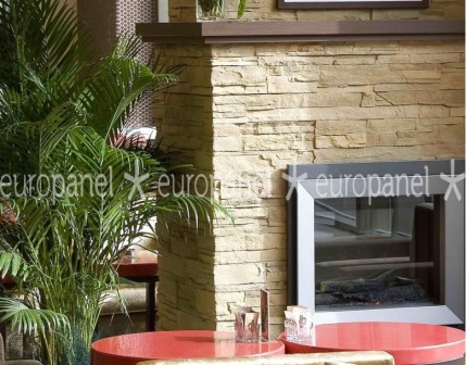 Şömine ve ısıtıcıların duvar giydirmeleri için taş duvar panelleri idealdir. Kaplama panel ısıdan etkilenmez ve yangın durumunda alevi yükseltmez.